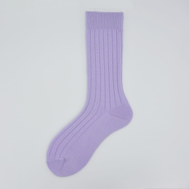 Calza corta in lana vergine a coste...